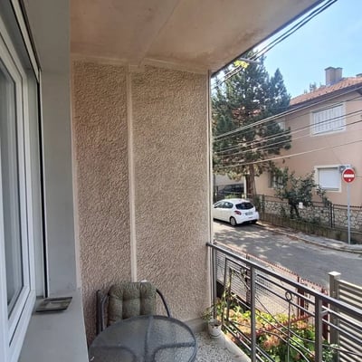 Alquiler de un acogedor apartamento de 2 habitaciones, 46 m², Voždovac, Belgrado, Serbia